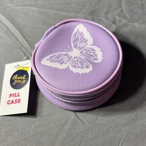 New Lavender Butterfly Round Pill Case